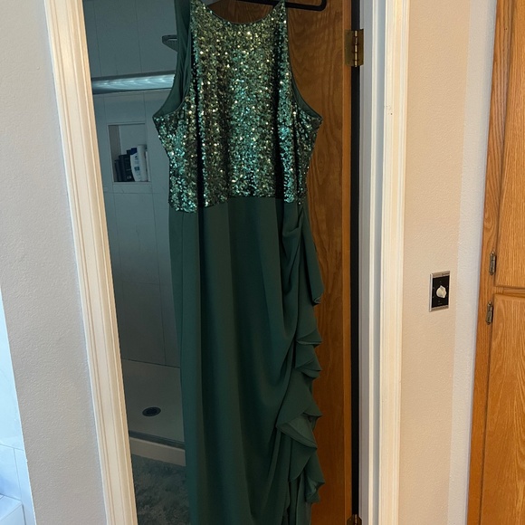 Badgley Mischka Dress Green - Picture 1 of 3